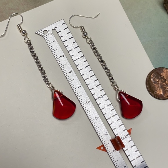 NEW Ruby red triangular drops long on chain simple - Picture 6 of 8